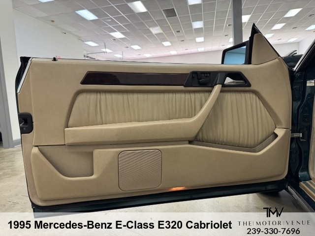 1995 Mercedes-Benz E-Class E320 Cabriolet