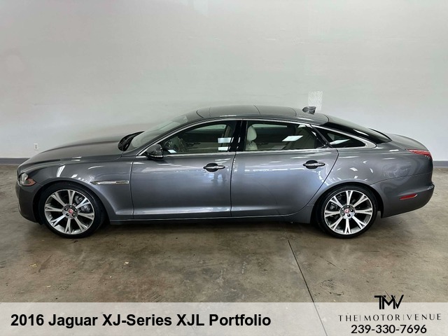 2016 Jaguar XJ-Series XJL Portfolio