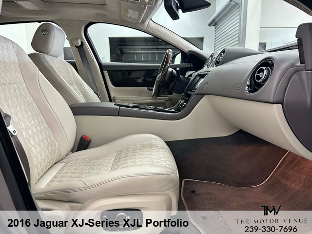 2016 Jaguar XJ-Series XJL Portfolio