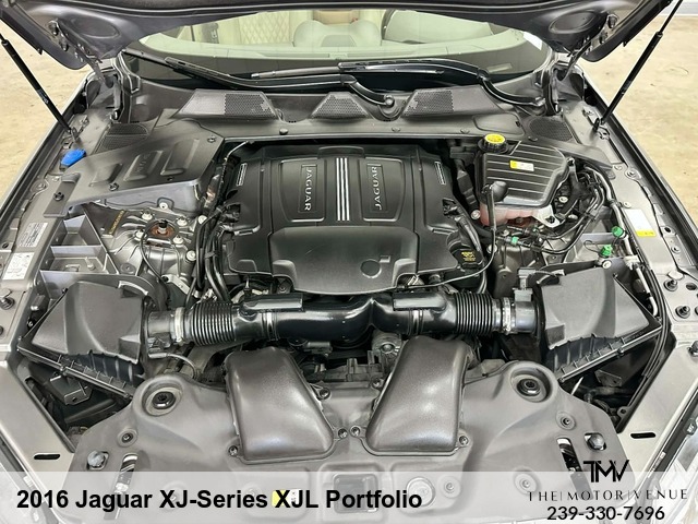 2016 Jaguar XJ-Series XJL Portfolio